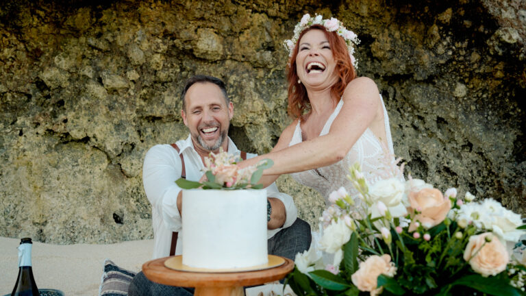 Cindy & Jürgen Torte anschneiden