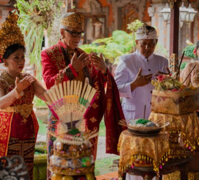 Yuni & Herbert balinesische Zeremonie Ritual