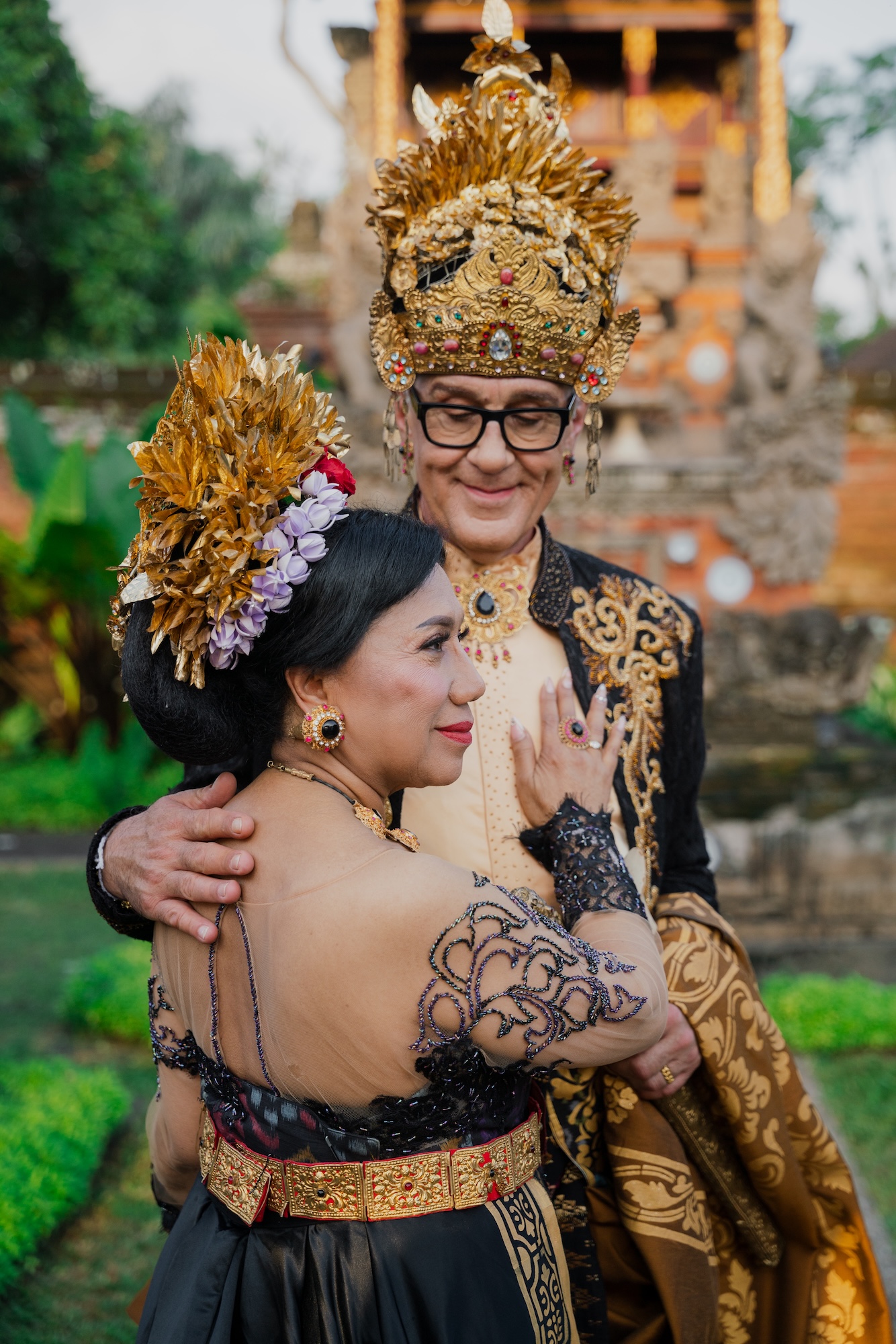 Yuni & Herbert Fotoshoot bei dem Tempel